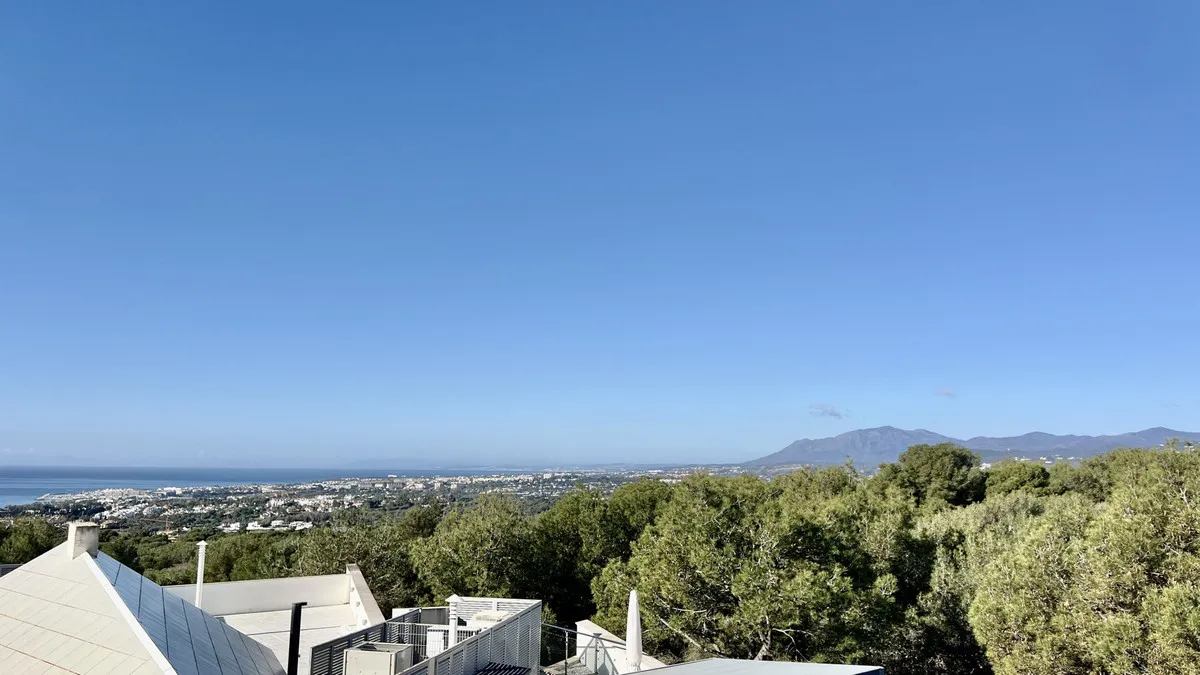 34052950-03a0-4072-98f4-0f19405ce328