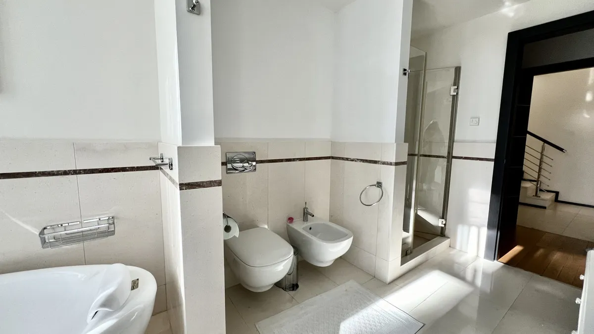 3d03f6b6-88a8-44ab-b9a4-a8e7429c1a69