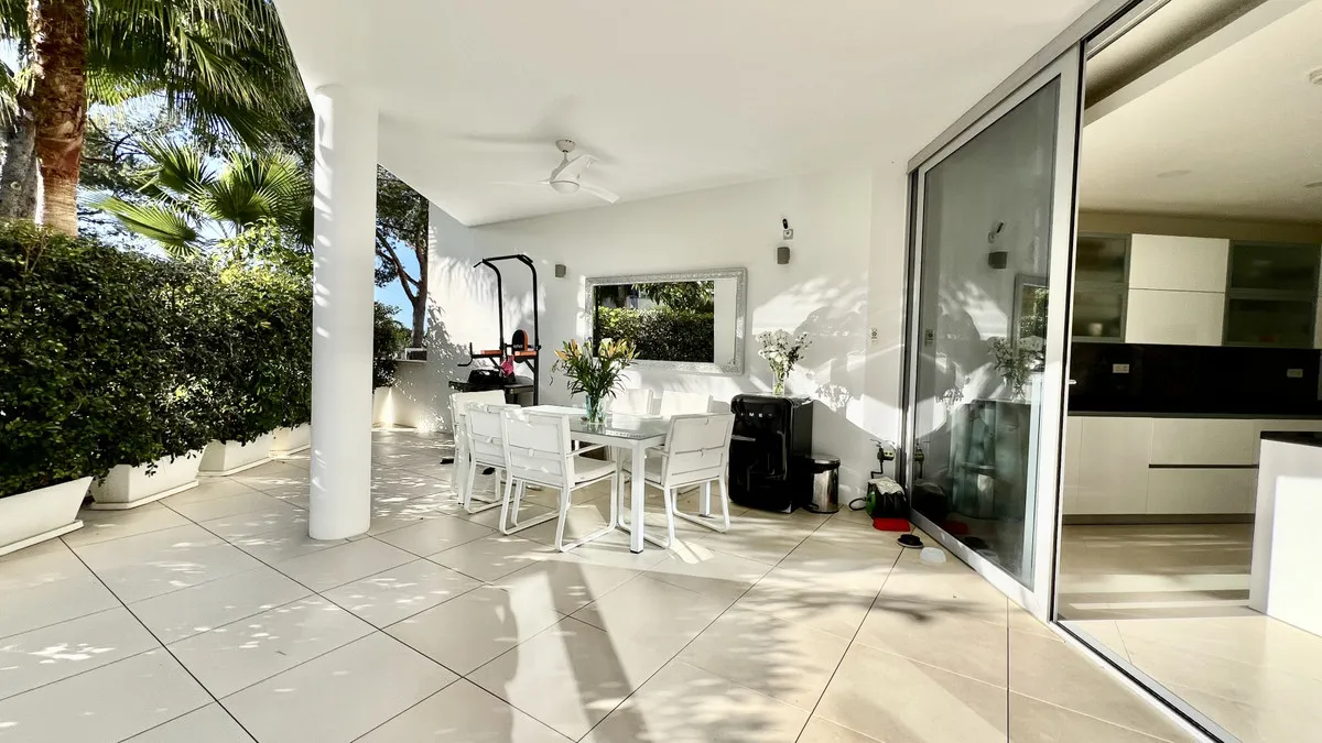 3efbc305-f769-4449-9296-539894265e96