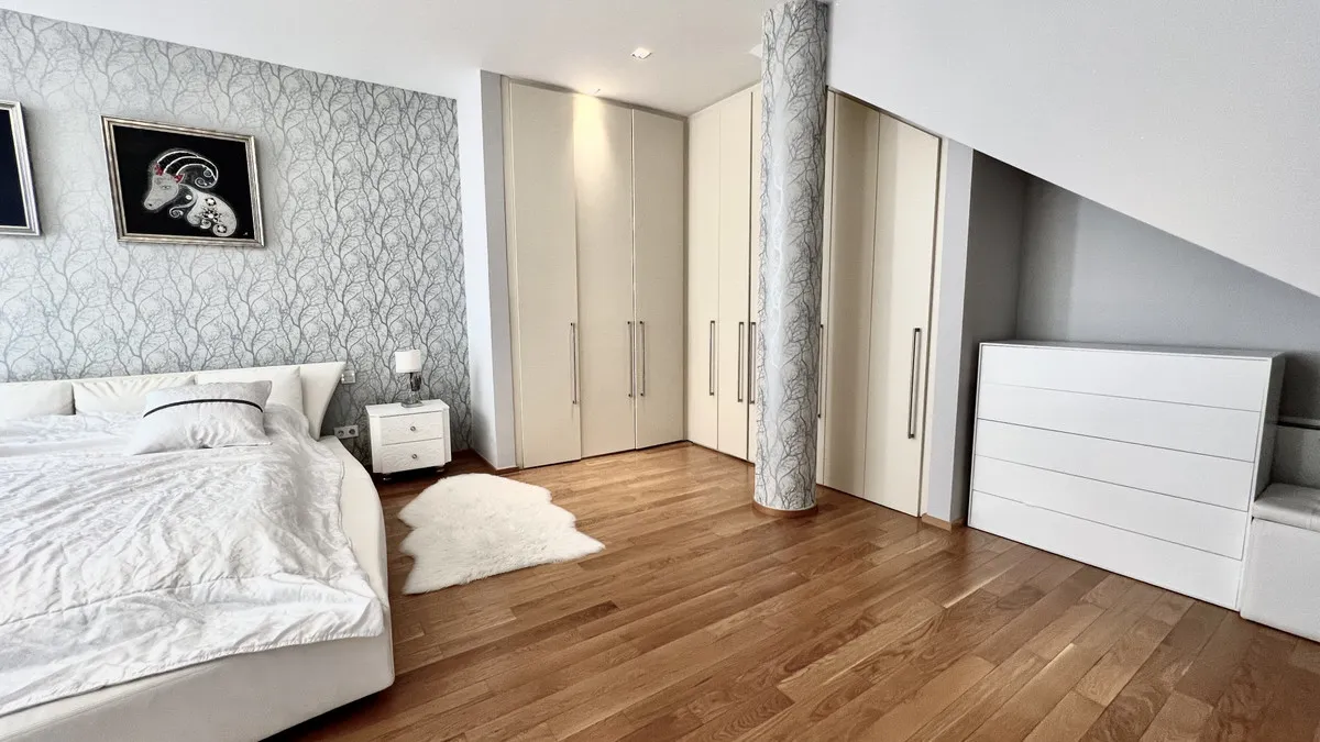 5acae597-afd4-4292-9065-6cfd7a44bb0c