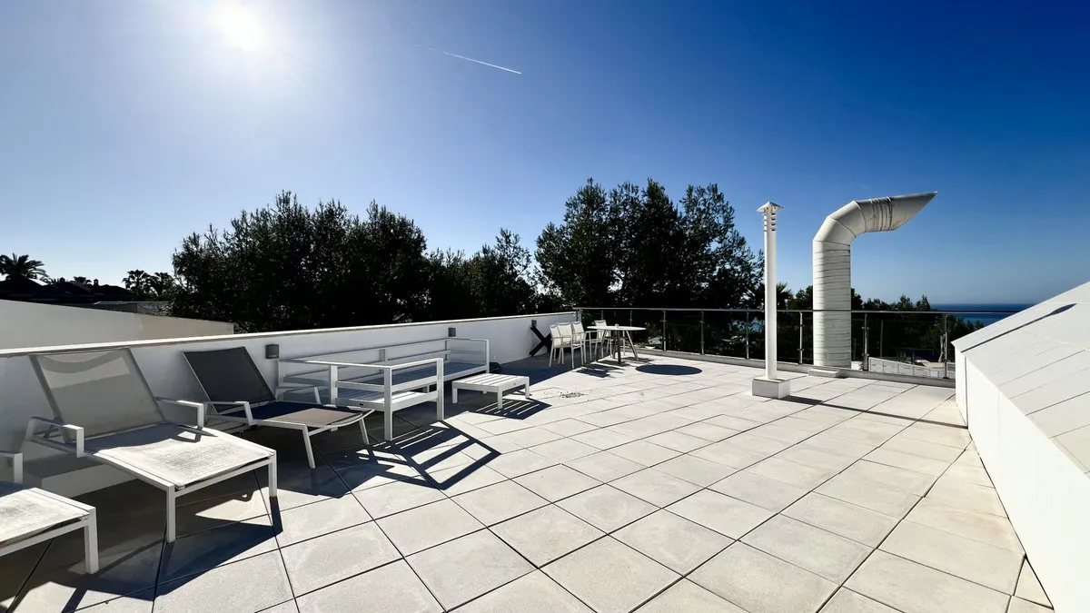 67f5e8a5-ec62-4009-aa65-ec51c6e27531