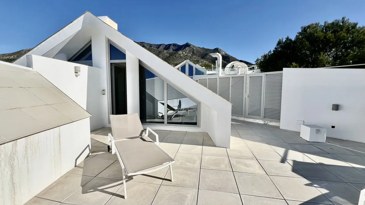 a569cb89-28c9-4dce-9816-0a93fbf80513