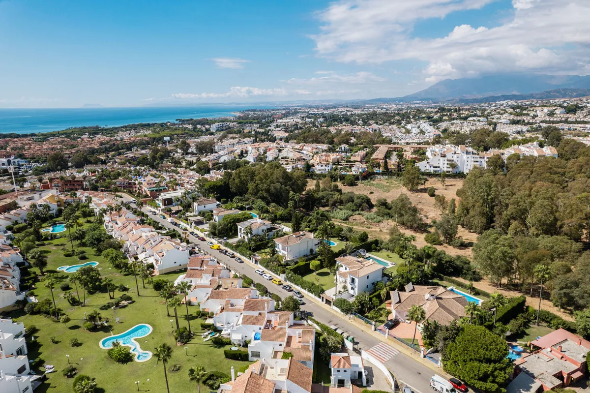 7ae3e5ef-00c7-465f-a811-919aa4a16451