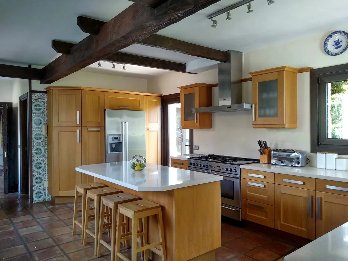 845d6fbc-c3f0-4822-ac73-96418a7c5af2