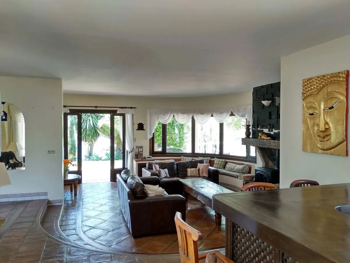 86d00195-6f5d-4520-a95e-0efe2ee71c34