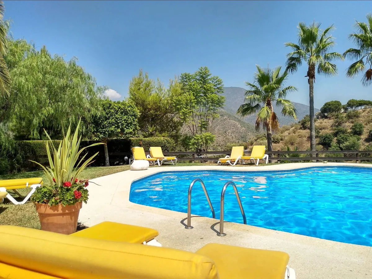 a69b1054-cc43-46ae-8075-1432f529fb81