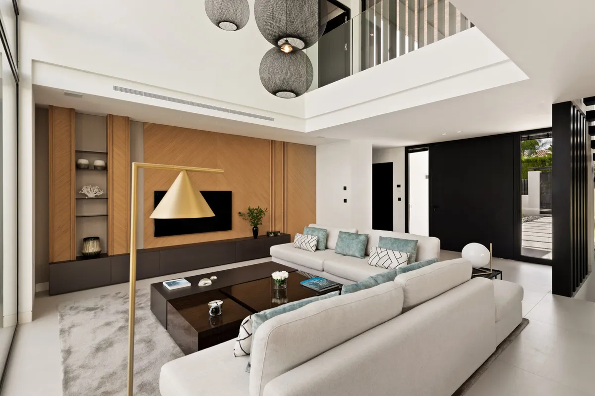 955ea753-274e-4e5d-9898-1381afccb8b3