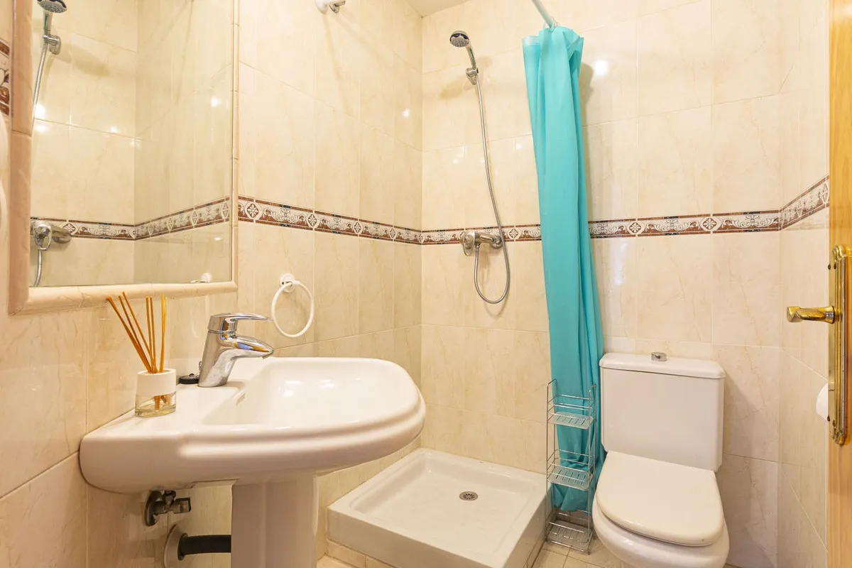 12ca1921-8aad-4328-baf6-c26c791912ed