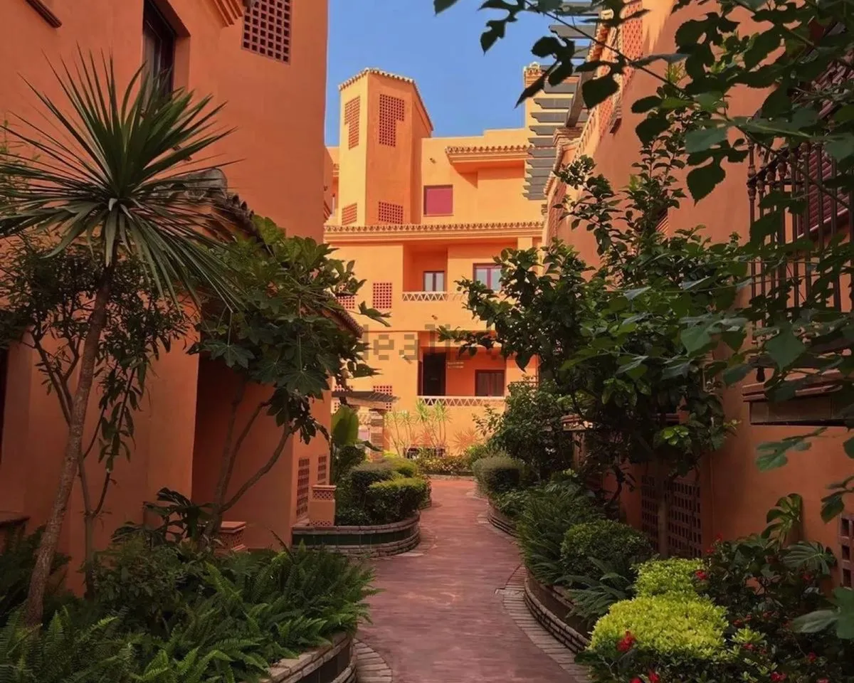 865c25ed-7cc0-4b6f-be68-4891d97f1a48