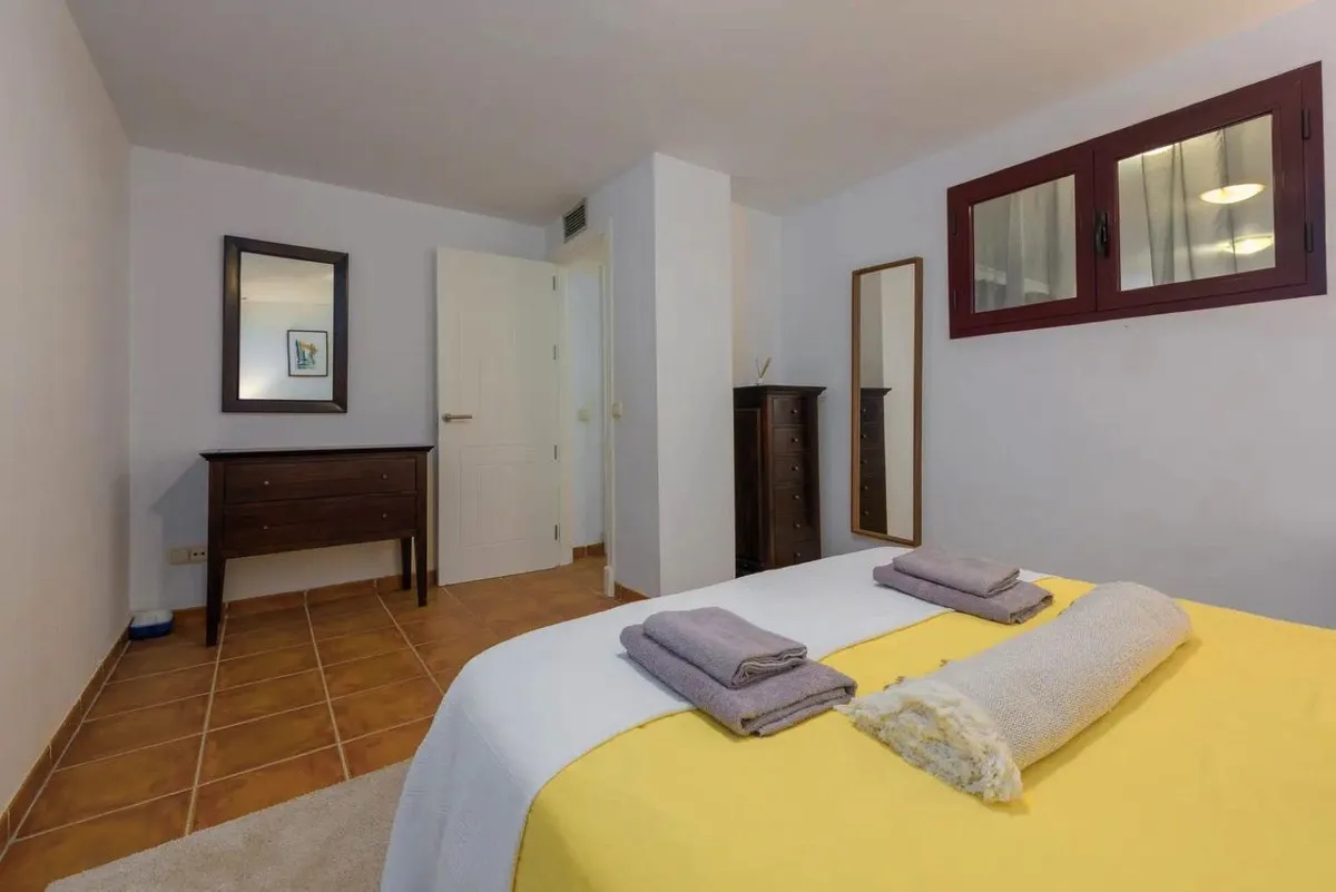 ef620e87-2da6-42e5-9f7e-f4bcb384ef4d