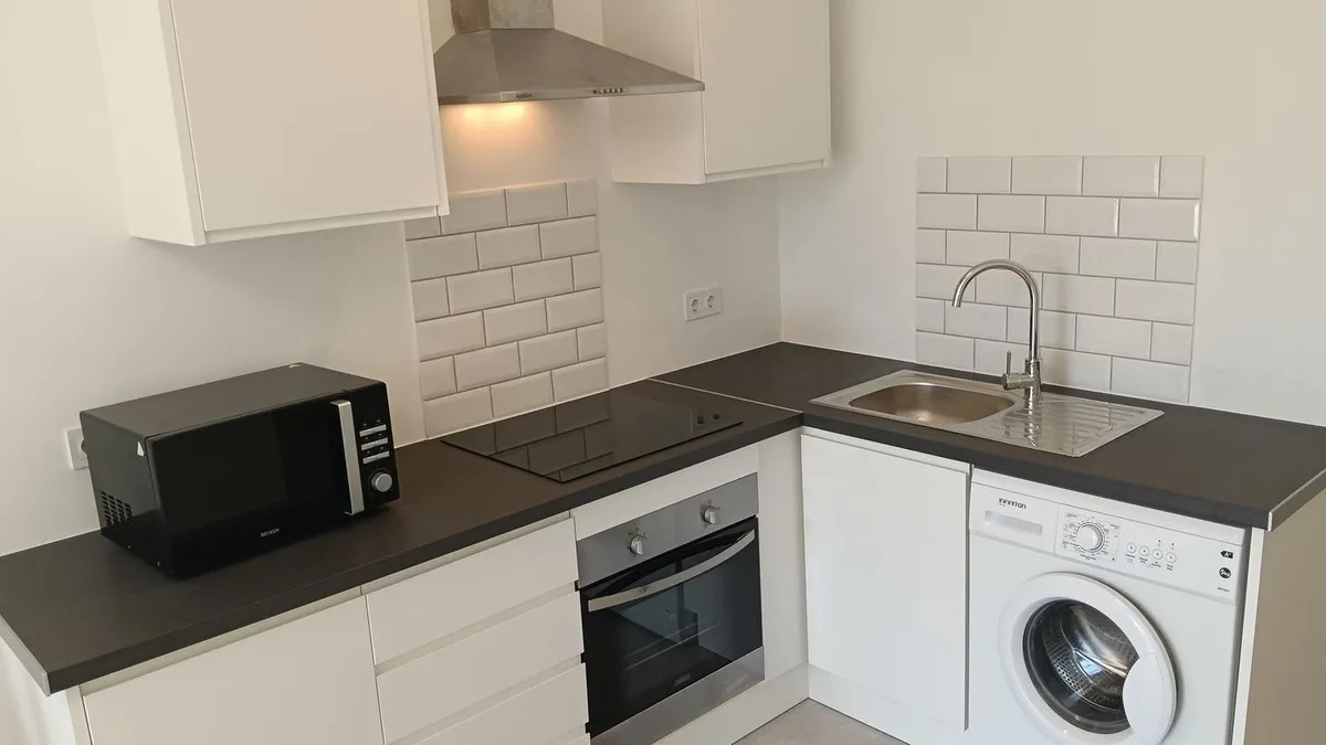 91dc1209-37ad-4f87-9360-c3cd26c08387