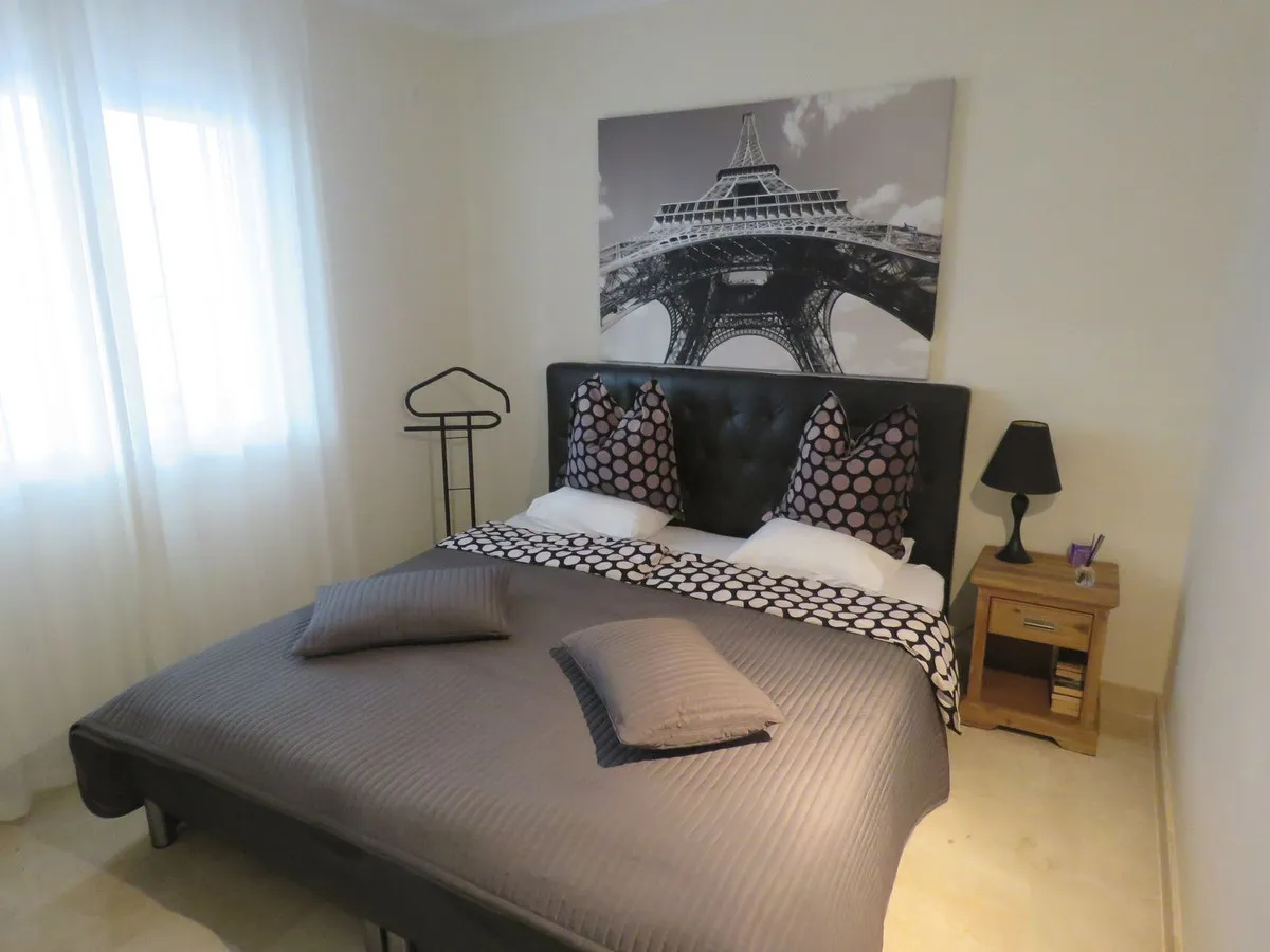 c6511864-eafb-4443-8314-a6947efbe1a1