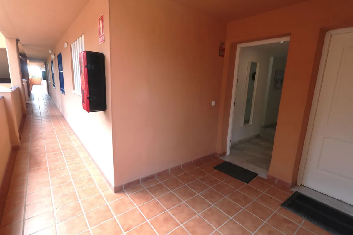 3dbda056-b943-4eec-b4aa-b3b42b6433cb