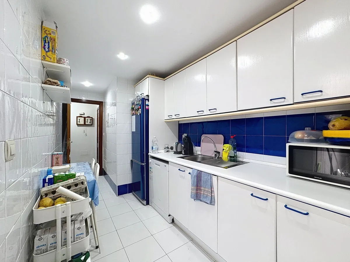 24fcb63b-5e12-4aa4-840d-d16db10d955d