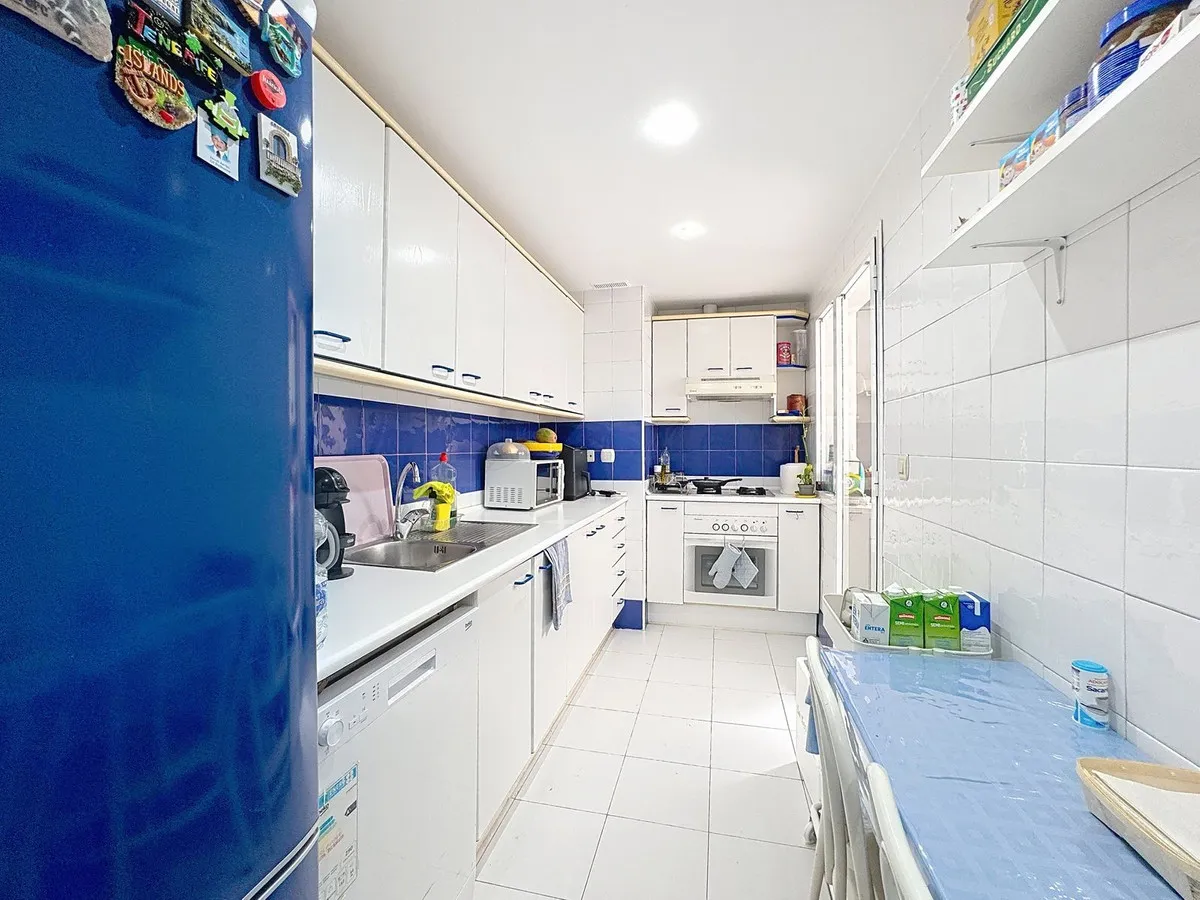 abe3c5ee-3ab5-4fa9-b3c6-8323b6b72714