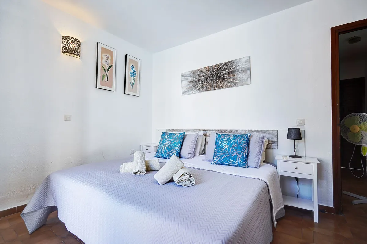 c294cfd3-623a-485d-9bb0-5bb8ced7b1ae