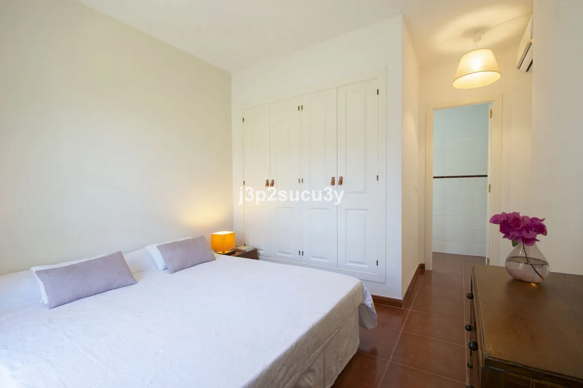 15d04b66-07ac-4f45-8e1b-fdafaeb46f27