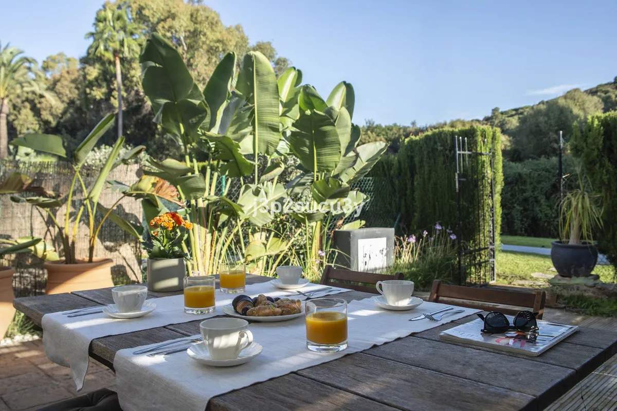 3f1f8c62-df93-4878-8571-e28e22d97d6c