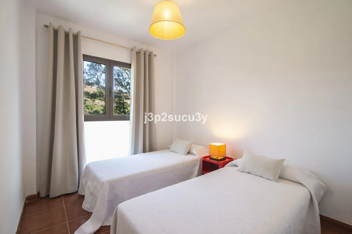 8def5b2b-edf9-4d64-98fa-d5c416826c55