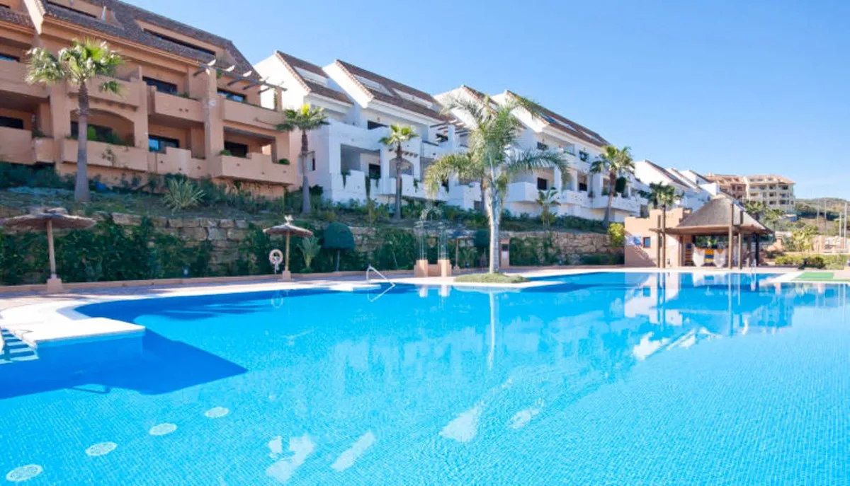 4f6aa86d-56a7-4644-a0a0-470c50c4c4f1