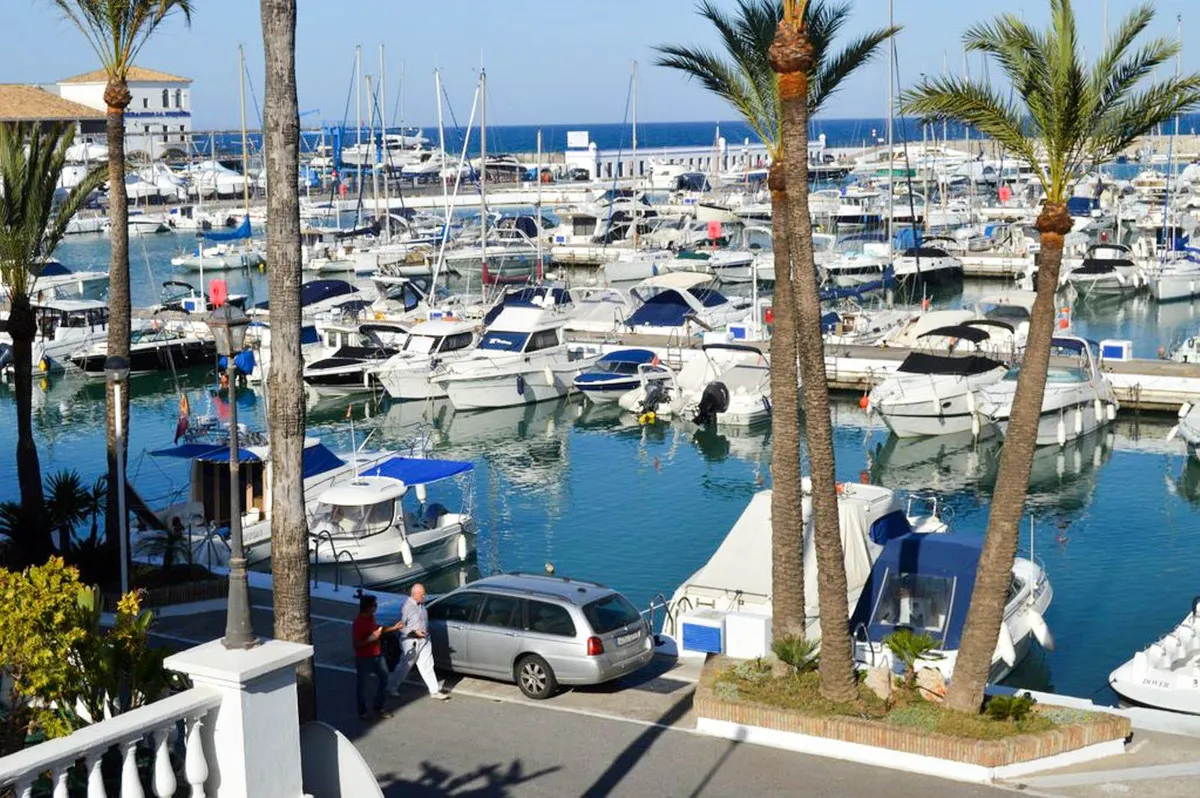 e53f9b16-b7f1-487b-9dd1-164ce57c2a38