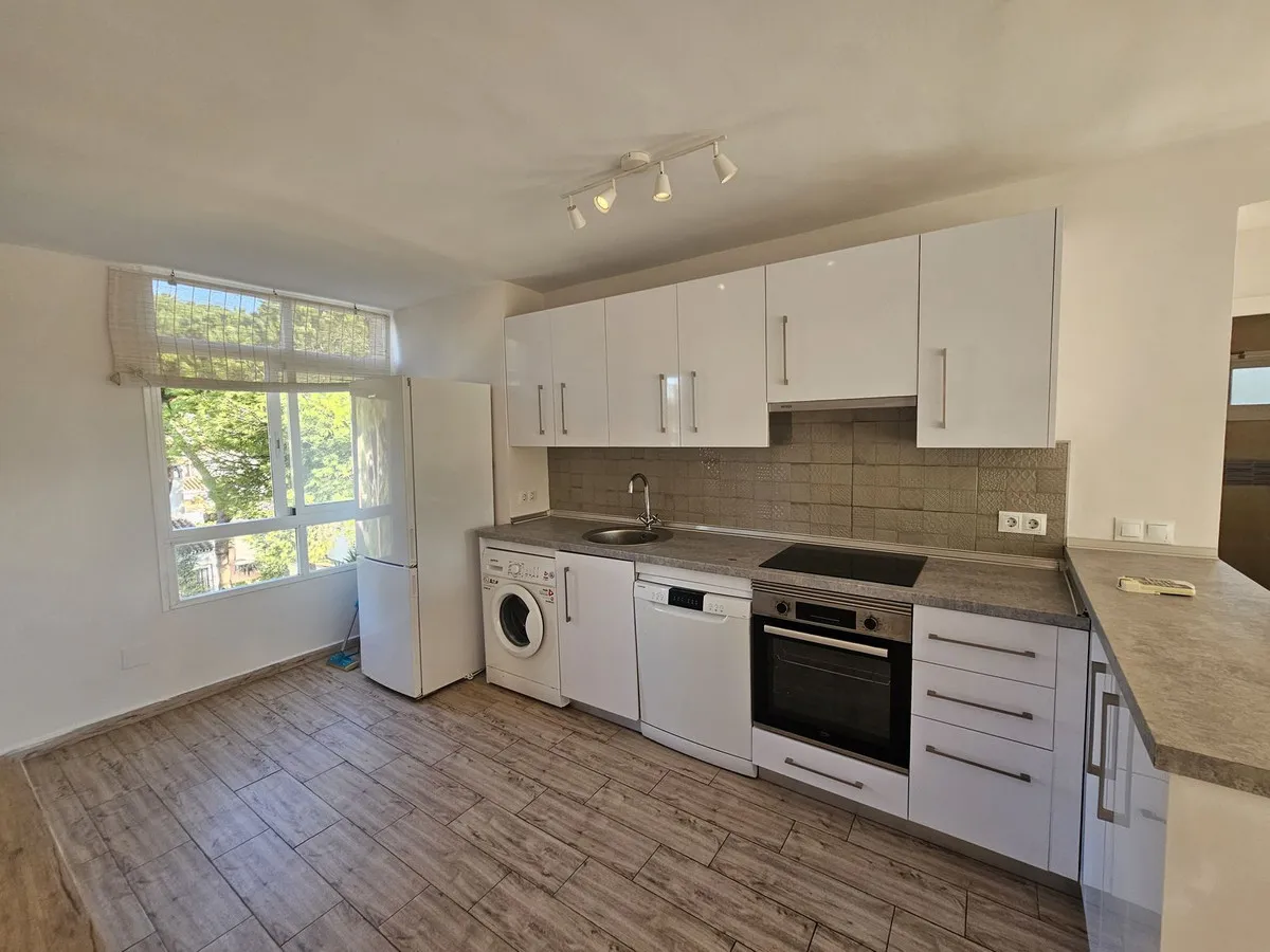 26a01177-2db2-4b53-88a6-3801c2b41903