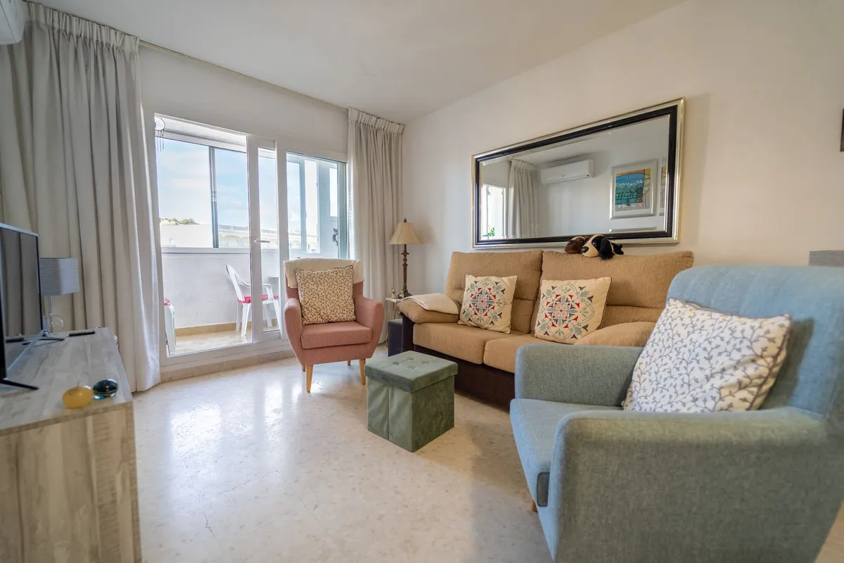 36394197-c971-4a1d-8746-fc95d6bf92ff