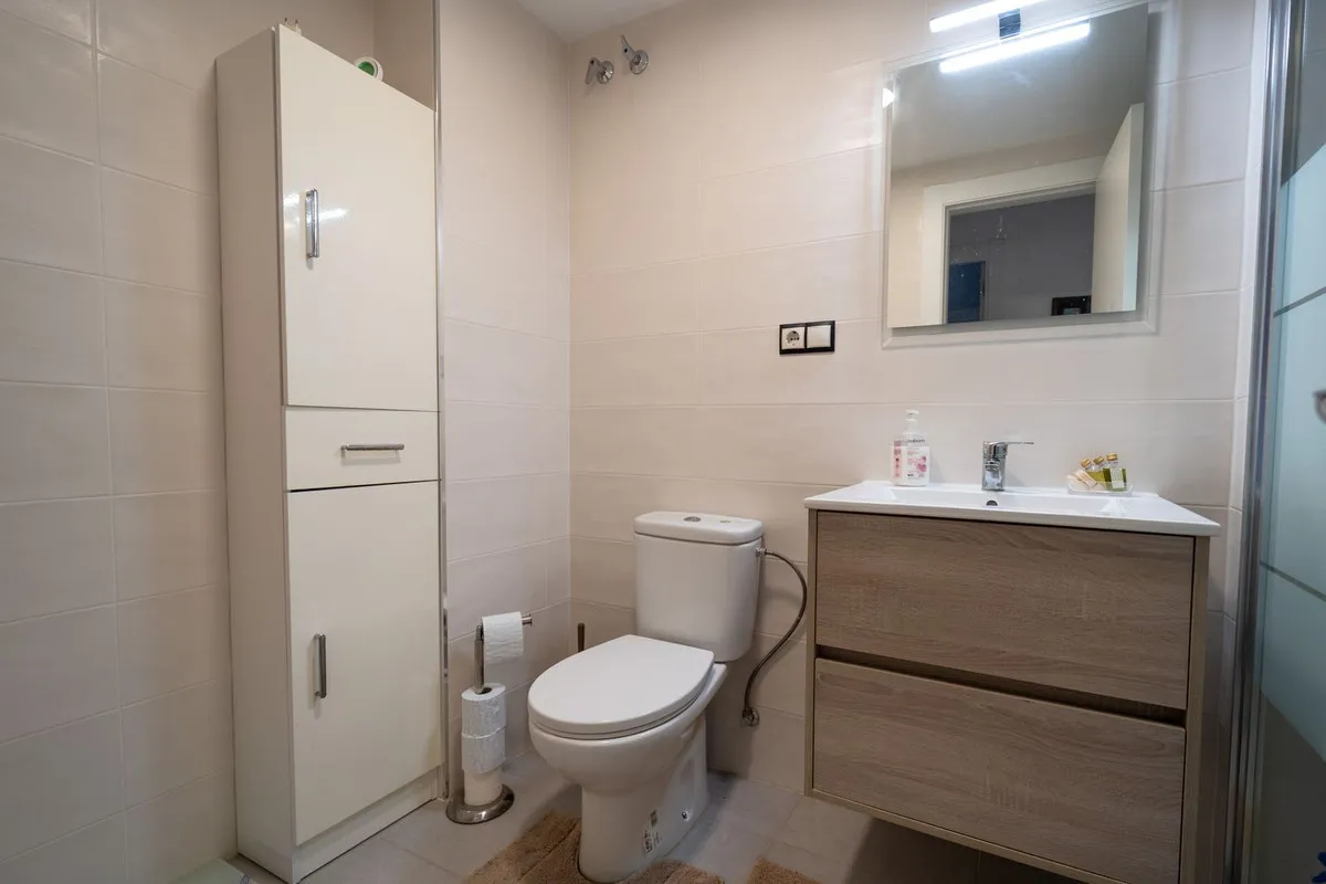 4dc3e69d-d60f-4c05-b5a9-8f5319d5e4bf