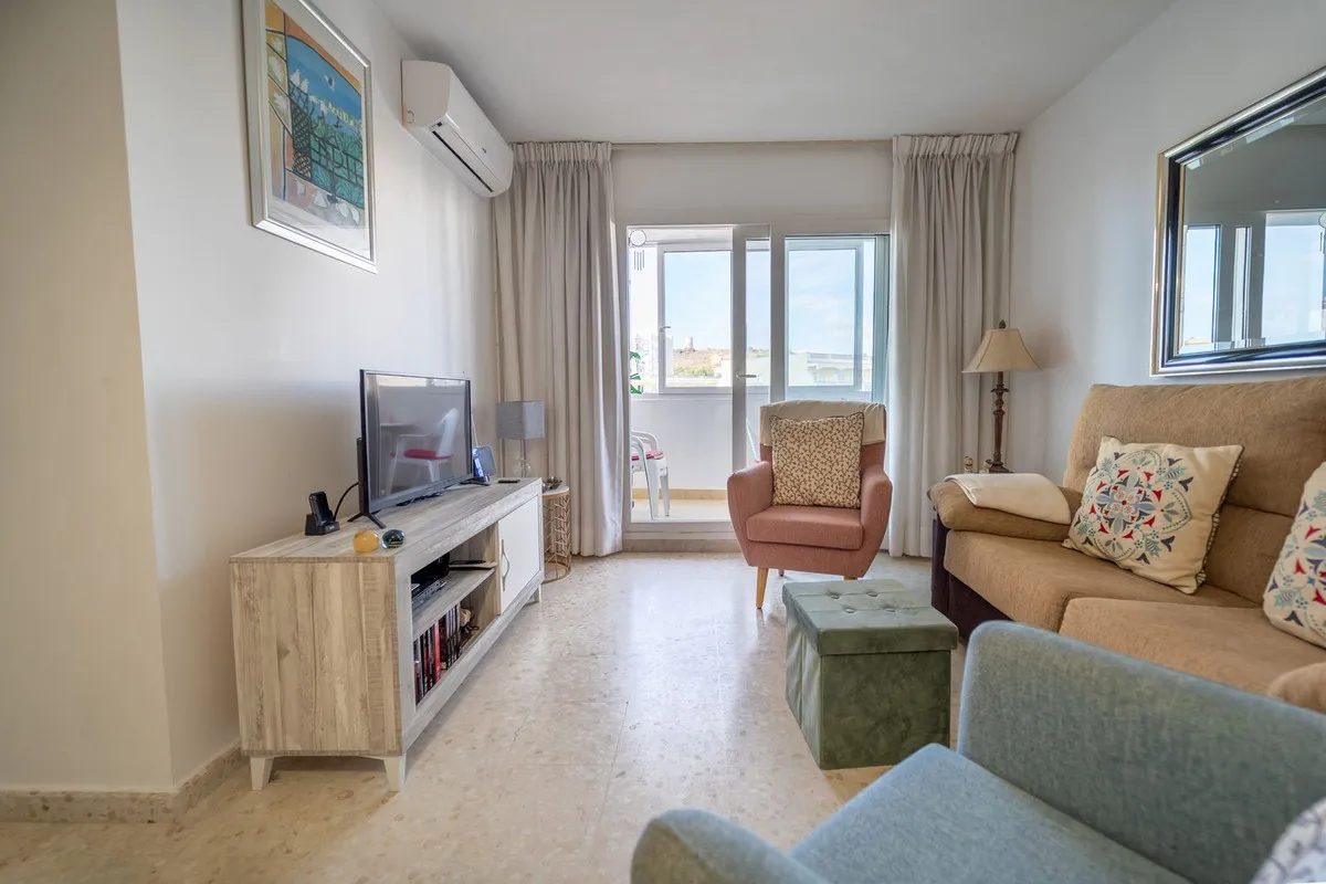 a23ca070-b22a-4f20-a368-c7ffcabc2931