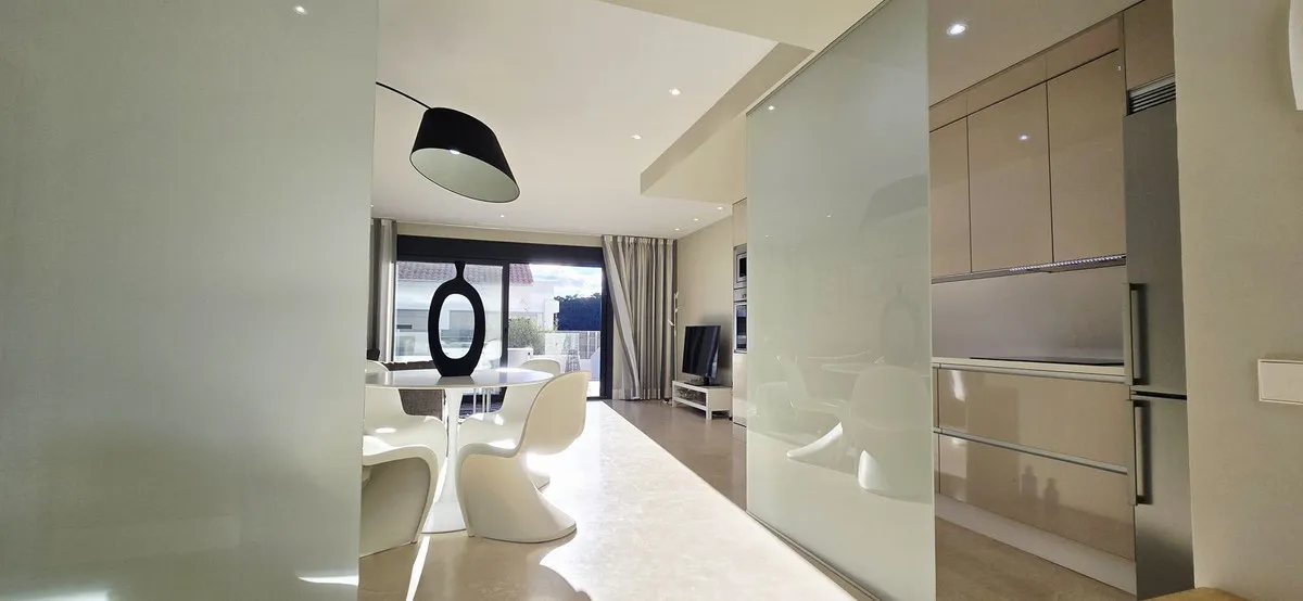 6a02d1a9-ff67-4e82-9994-eb5a113f62f0