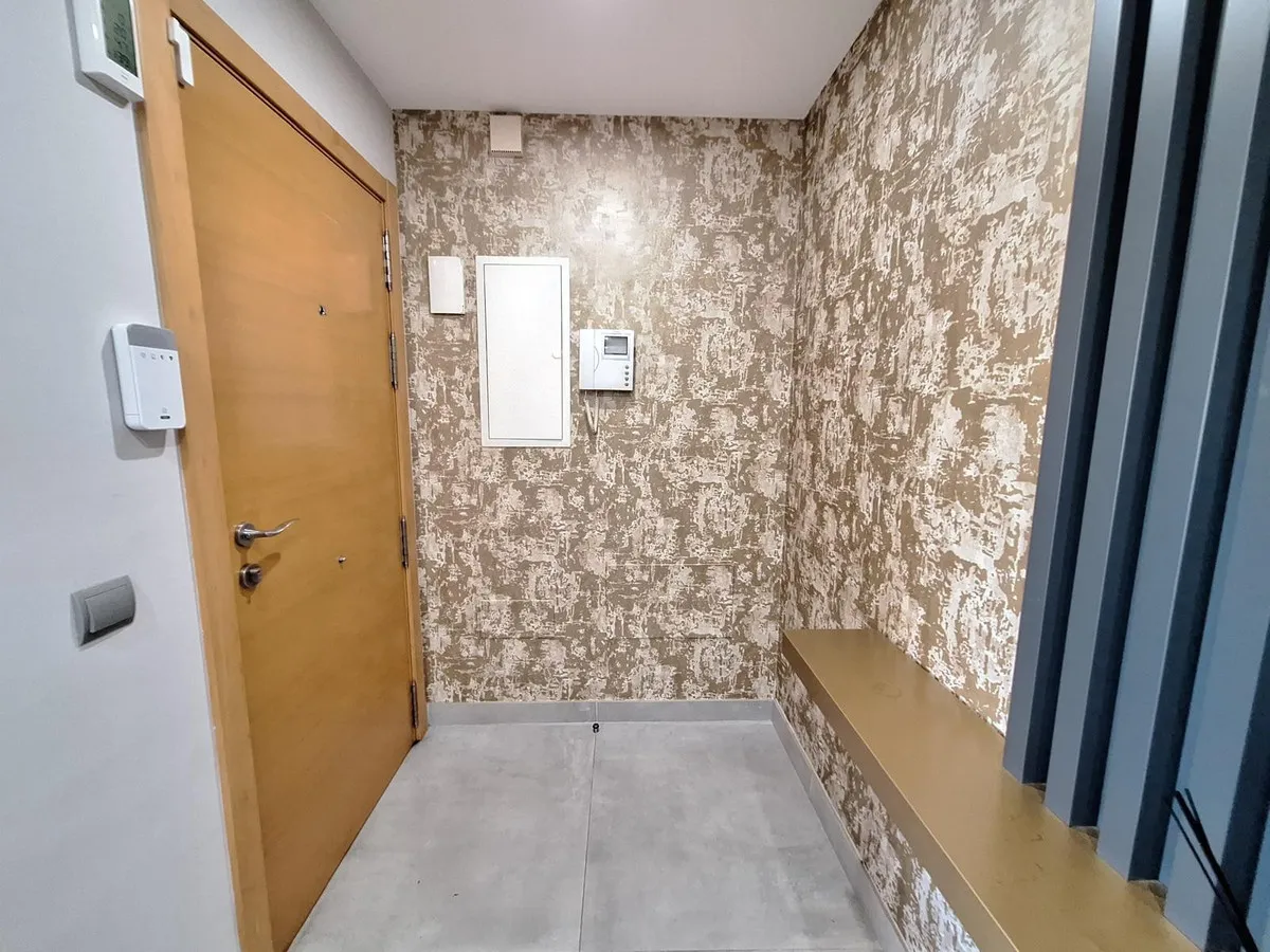 18f1b541-7070-4ef0-be4c-95cc6a785d0c