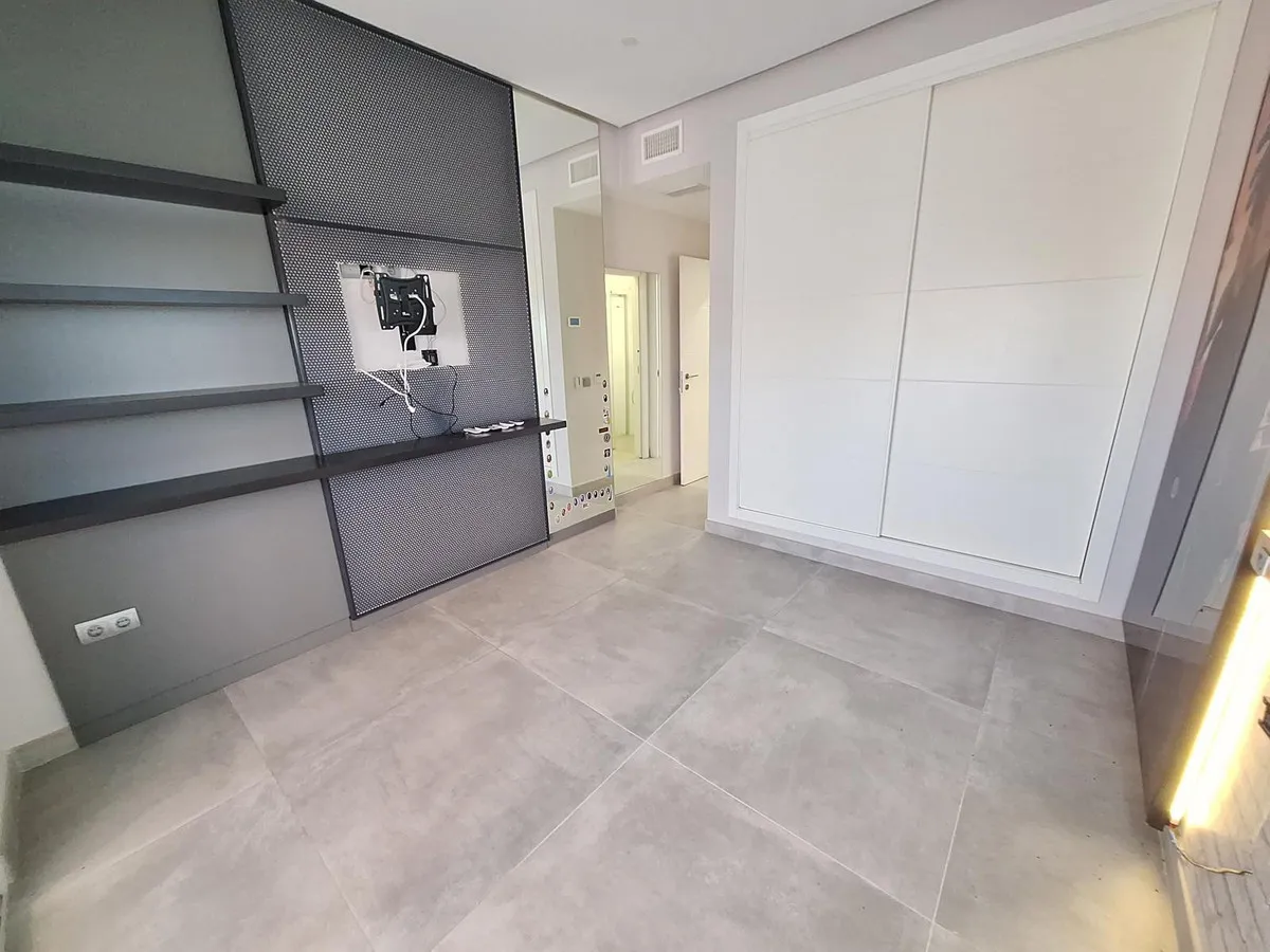 e5015b3a-2eda-4a45-93da-444096d8796a