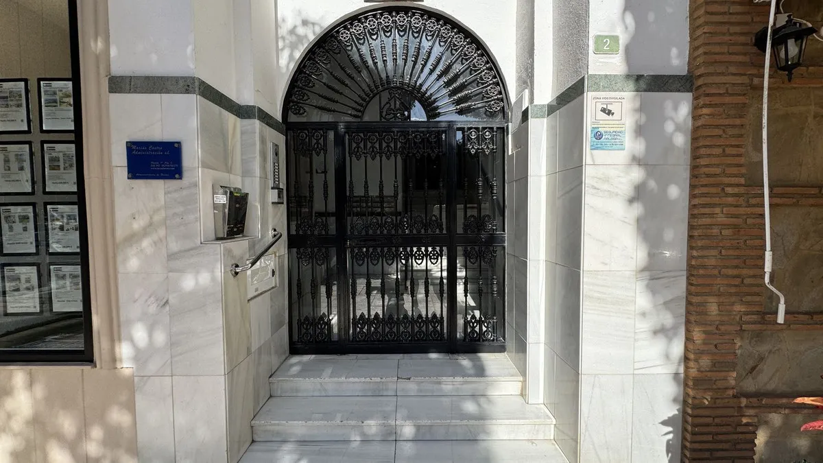 39e81295-de7e-40ea-b212-f1163b116f58