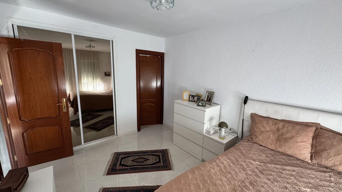 cfc04e6e-9051-48b3-8f9d-bbf373fce99d