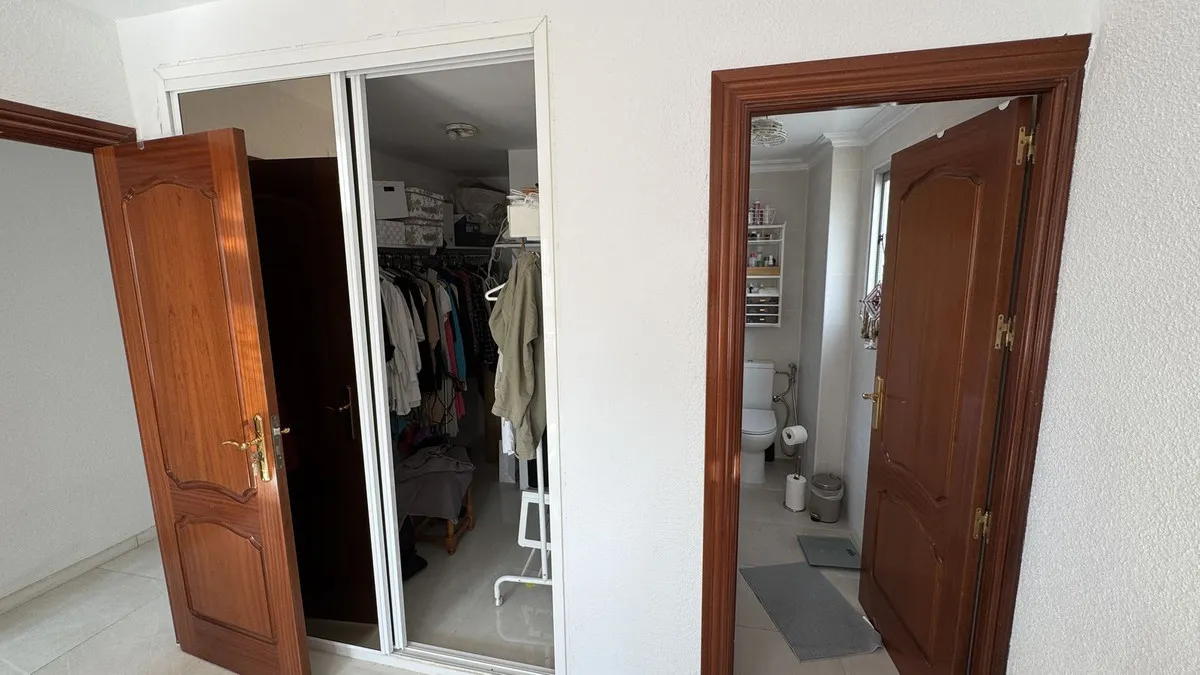 e90134ee-255e-4621-8bf7-f01bef68ac0a