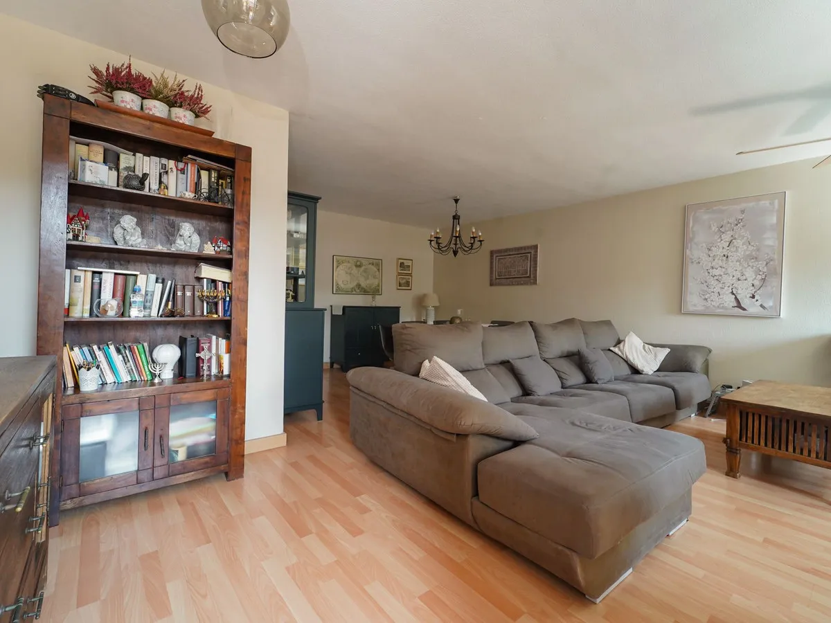 350d6889-fb99-424d-a00a-0bdd0983565d