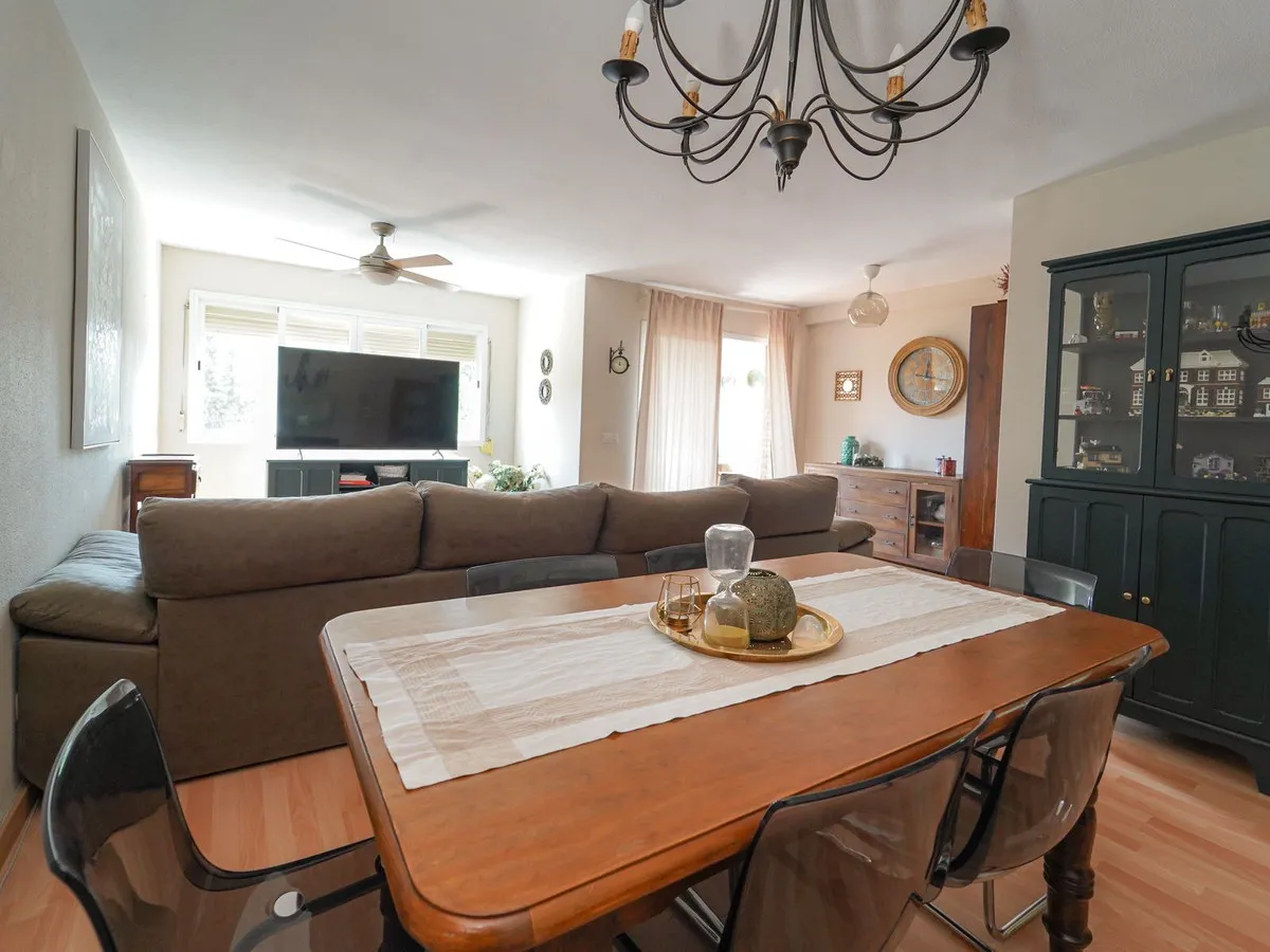 f1c152c8-719f-42c7-ba0d-239e7741cb14