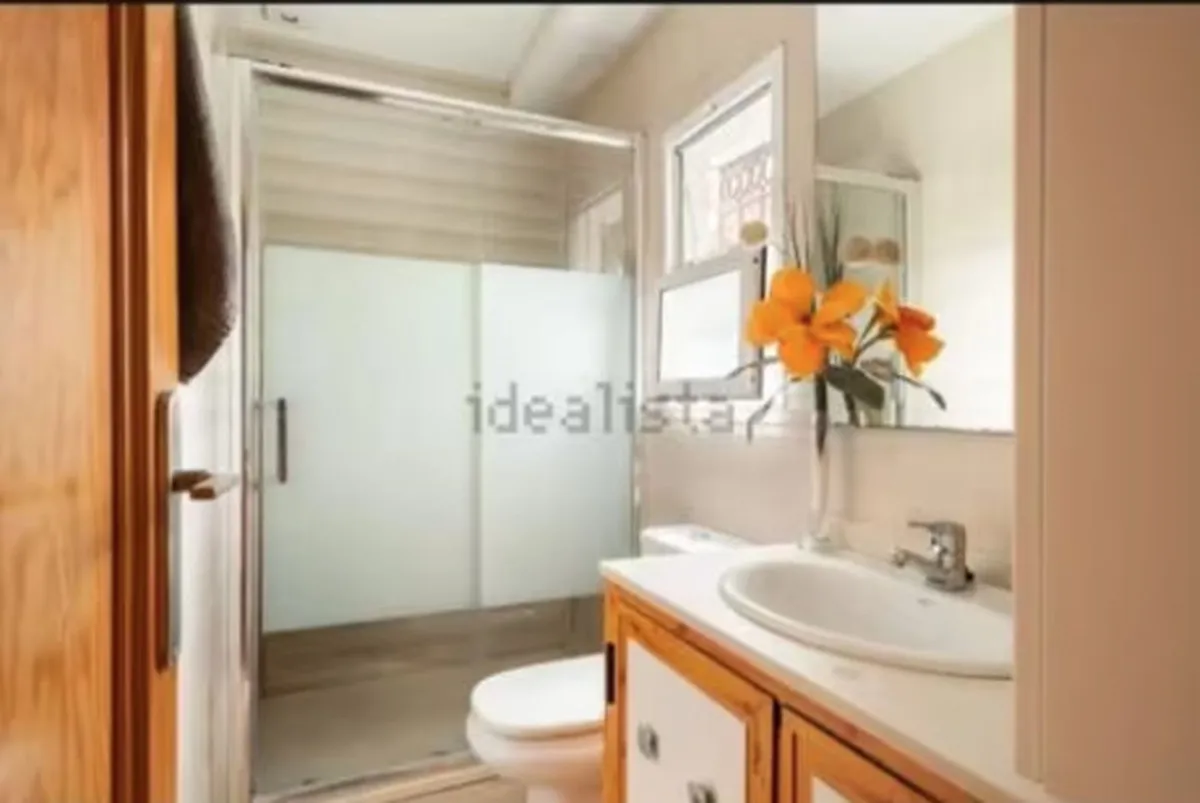 20ced46b-4e72-4fce-8c00-0599f9d26ff2