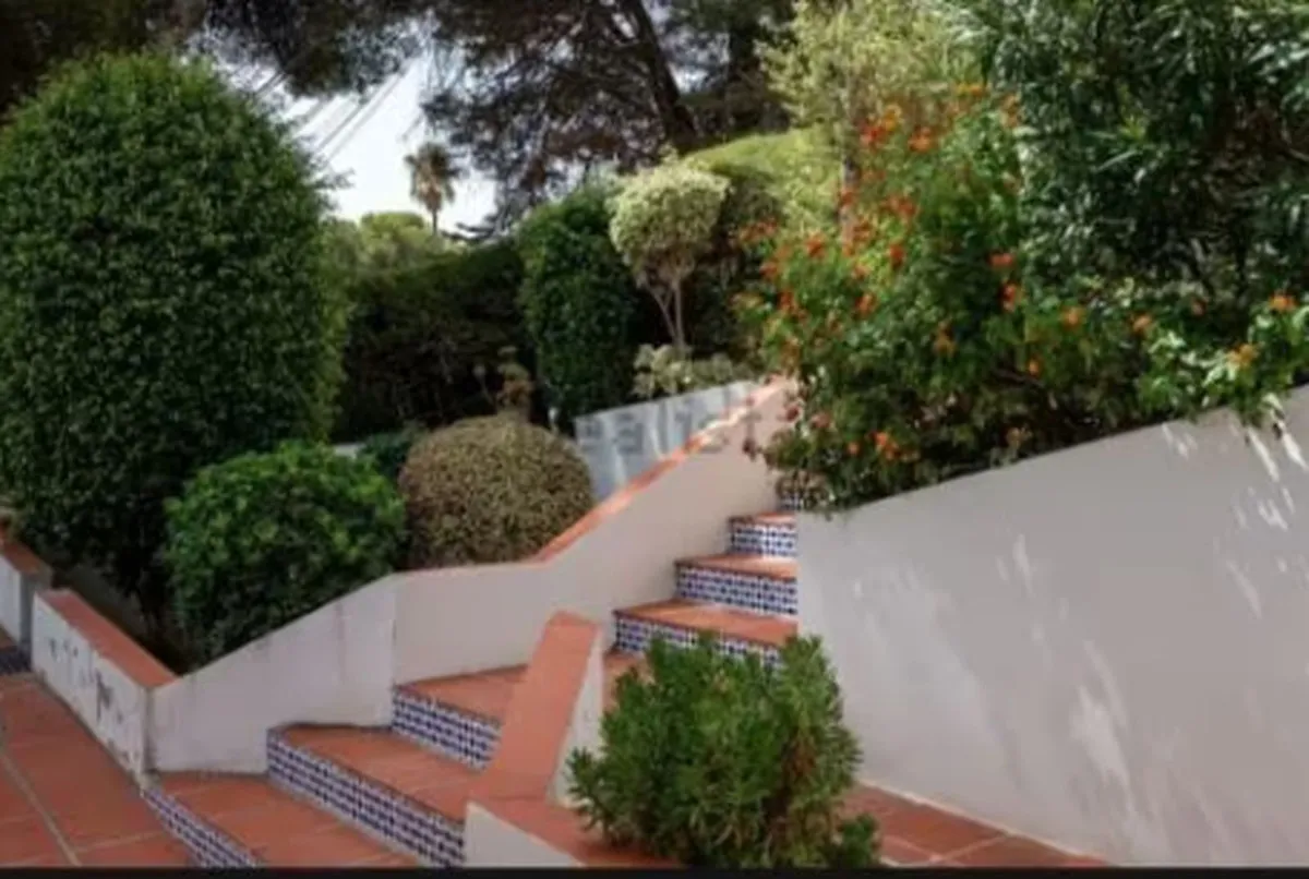 b4ef6d4d-9d18-4d46-9505-c8aadbf9bb17