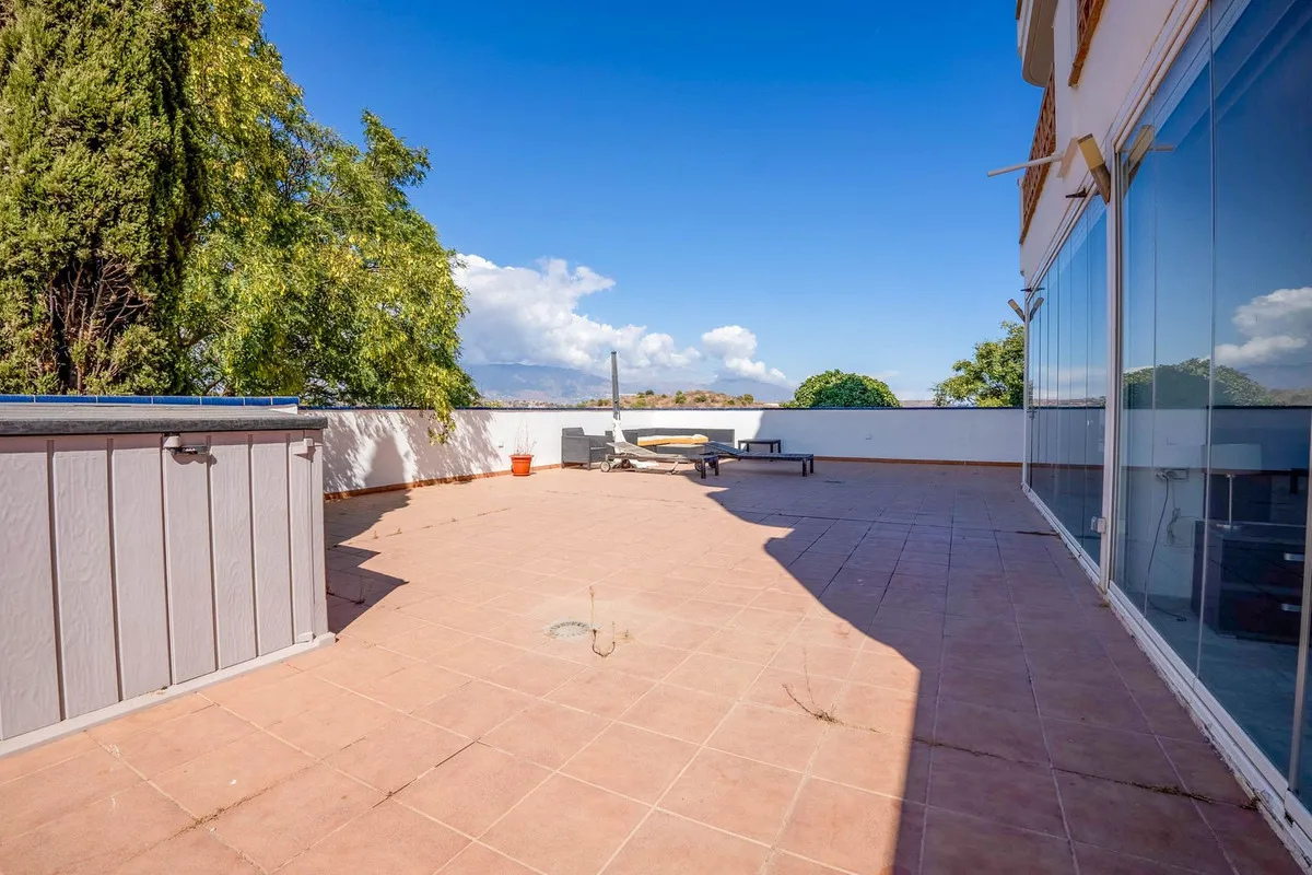 a9db7c7f-3bbd-4d93-b2b1-f81a0d12b5f7