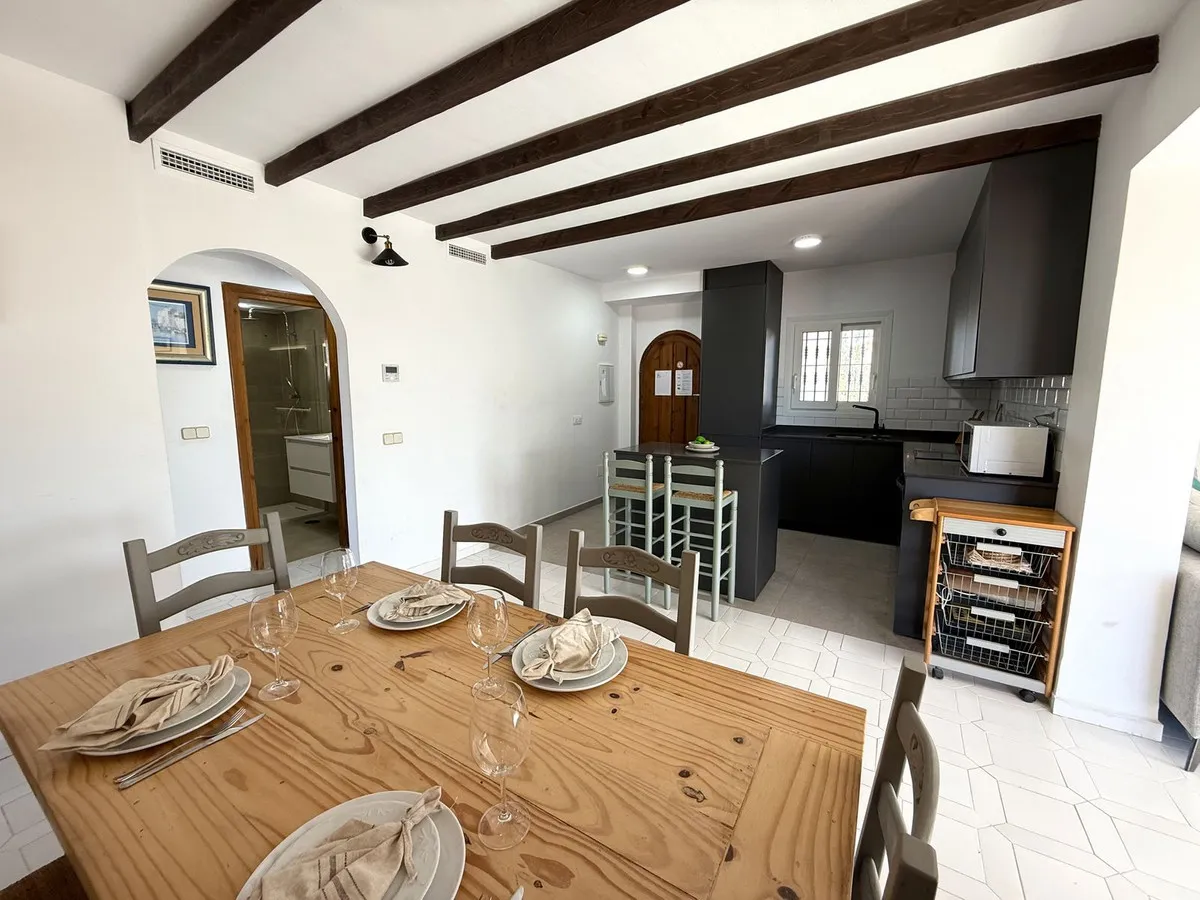 77203f74-65f7-4b18-becb-49f75b45ba86