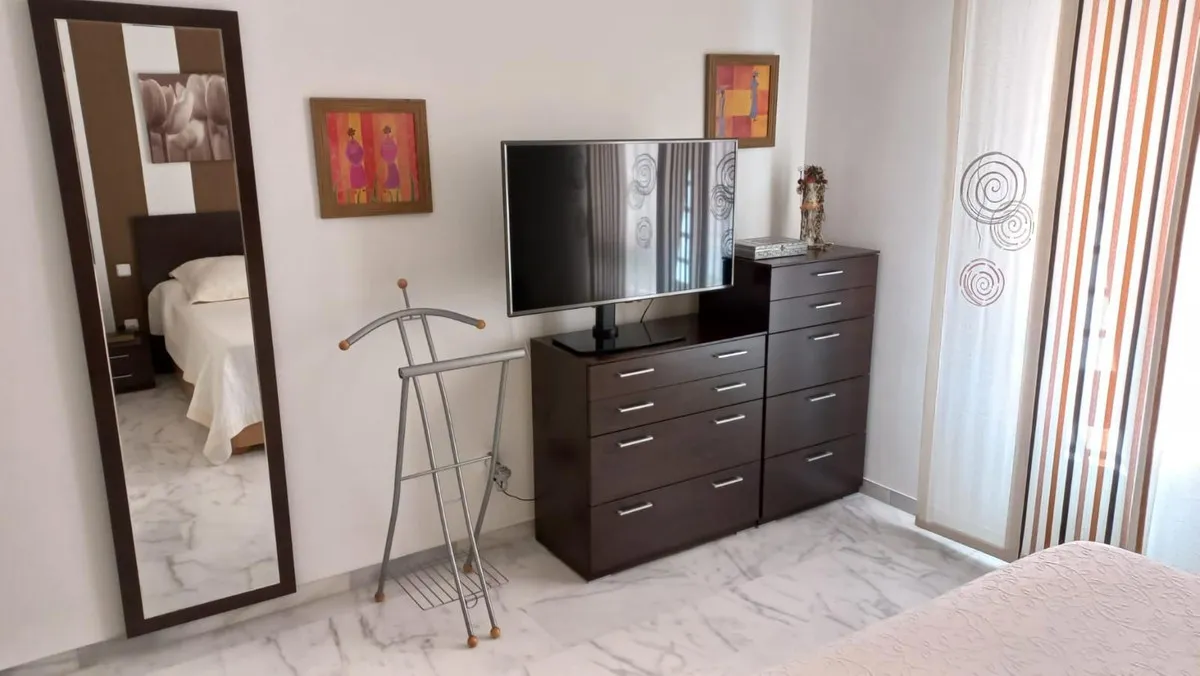 1770cb19-76f1-487c-91ec-71483022a9ed