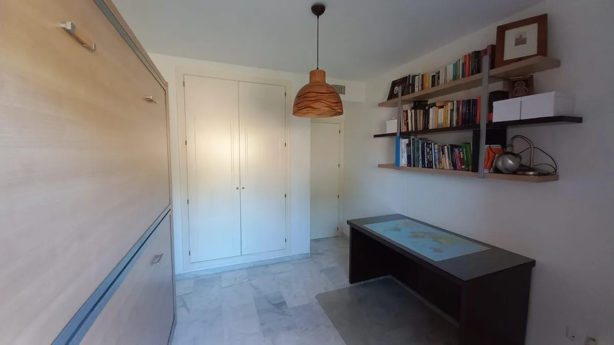 21dffac8-45e9-4c39-885c-b50f9f6c7042