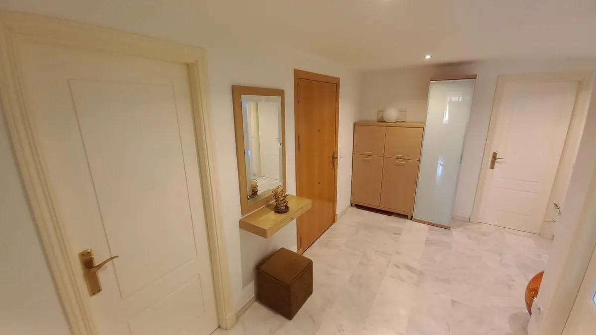 b2776f2f-e4cf-4543-b714-714f5f62e094