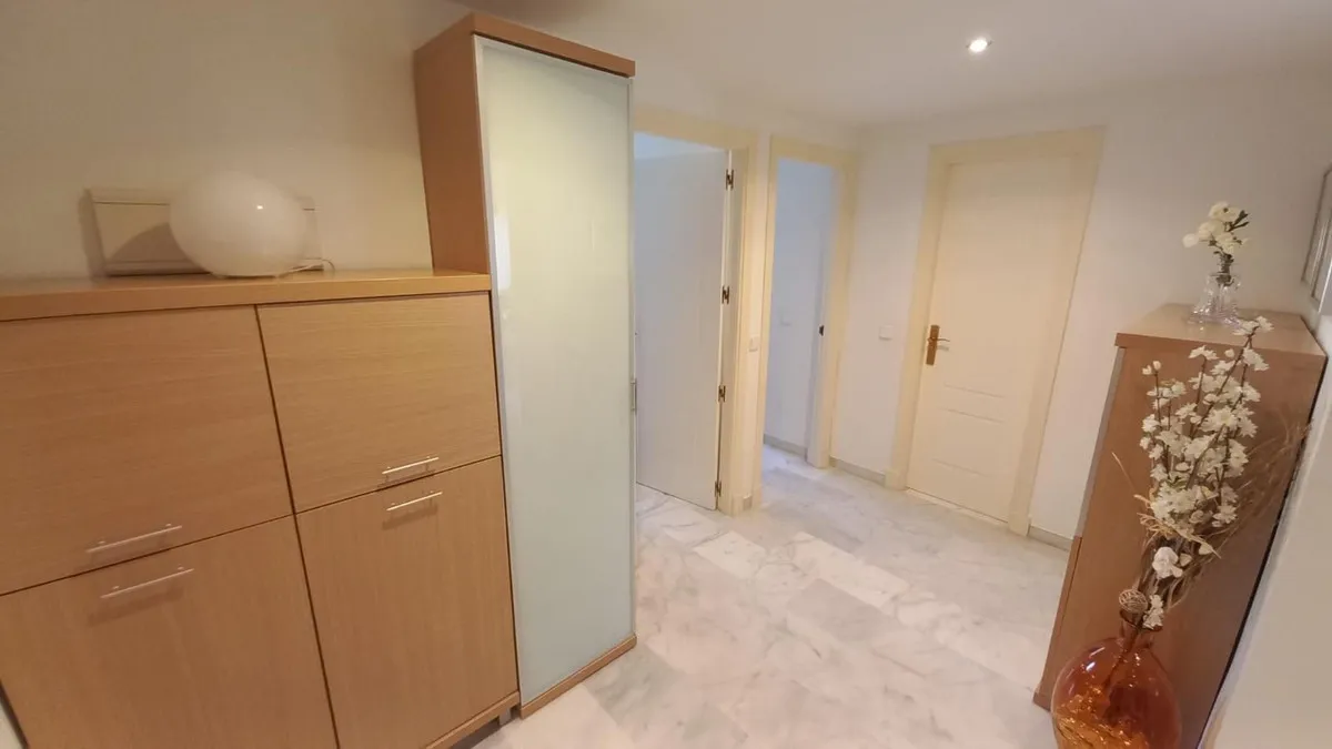 c668d4a9-409b-44b2-8bb3-be9e335f3815