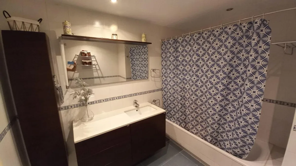 ea84a53b-93c6-4e2d-9047-868bbcebb44c