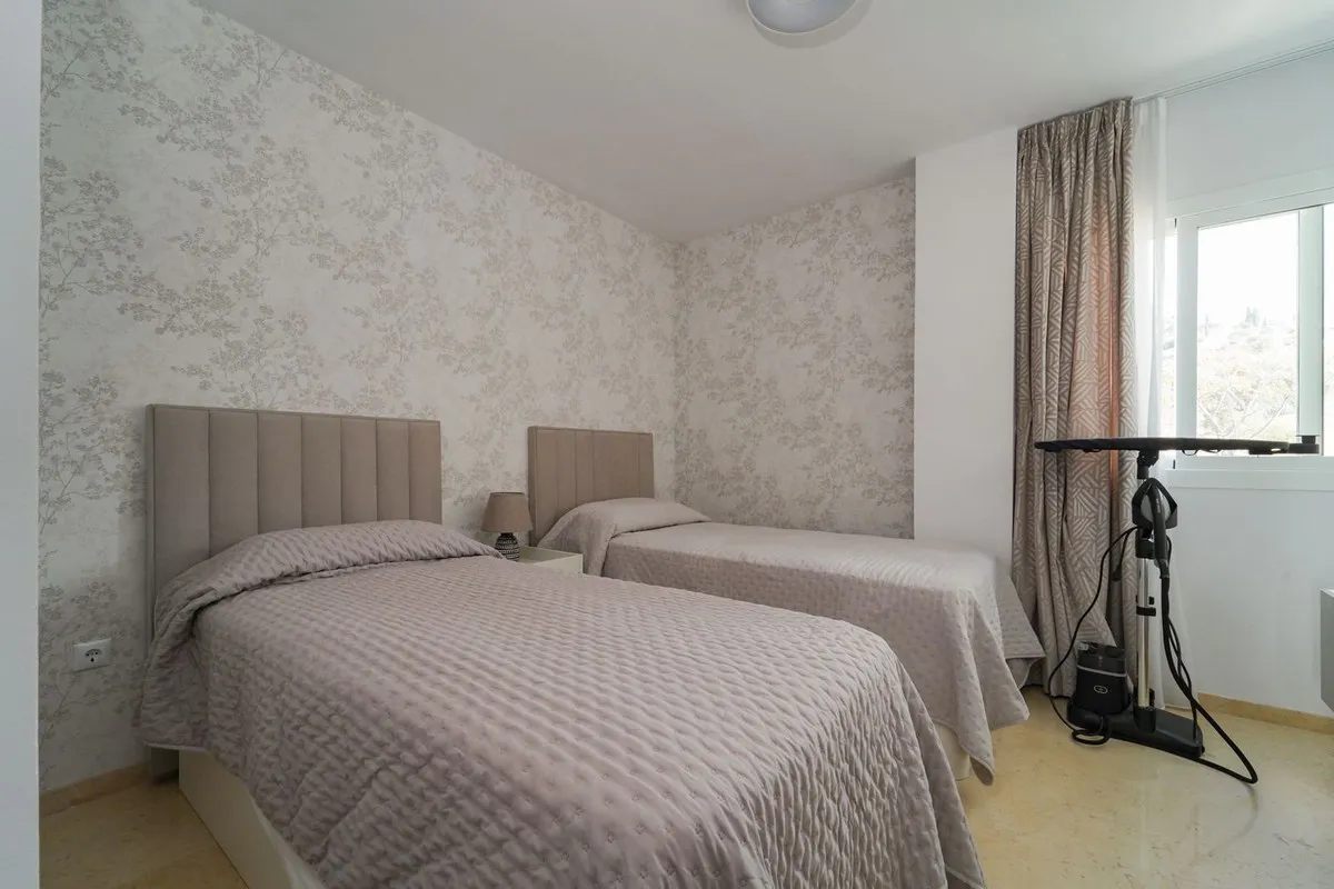 fd6ff2d9-cdb6-4f0e-a007-aab93f37417d