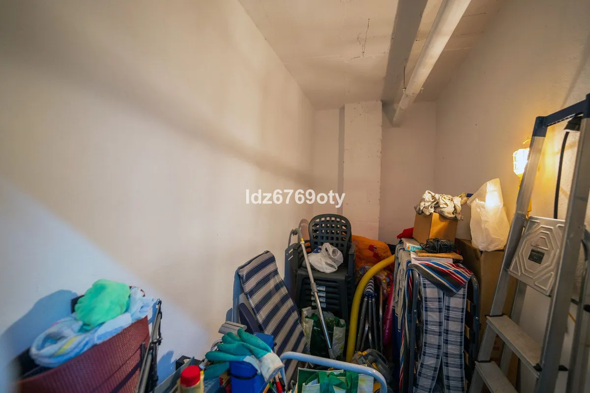 1b8c39d3-ff47-450d-8d15-015eff811162