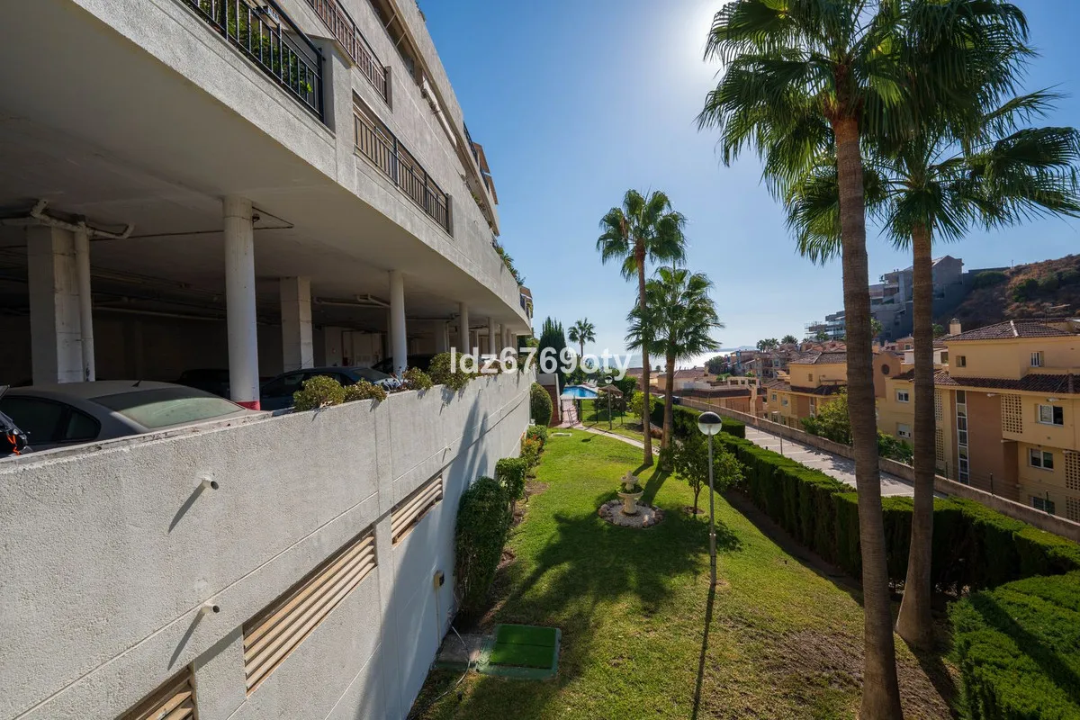 52f9a2bc-77b7-4842-a2b2-3c637eb3ff04