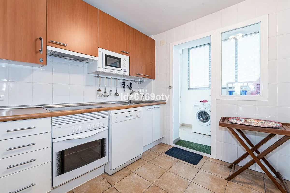 94f8f71d-4df3-40f5-87c7-85792812ab75